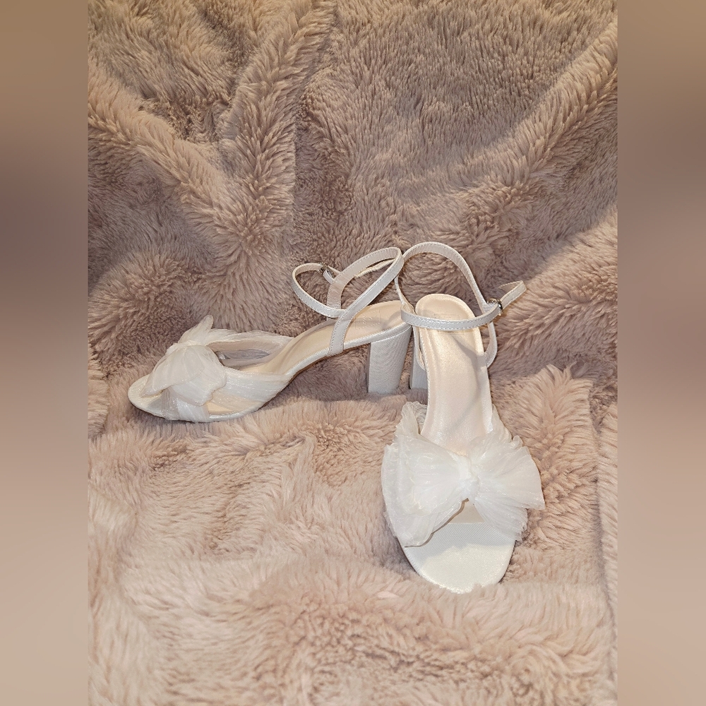 Pleated Chiffon Bow Mid-Heel Sandals